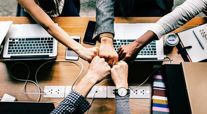 A Wise Move Before Putting Up A Business: Blog First Blog First